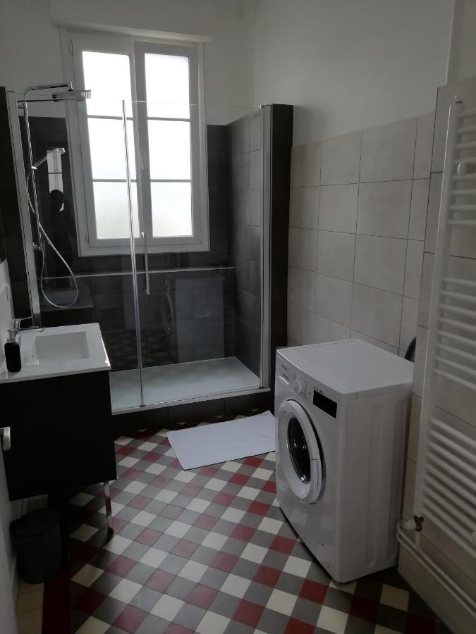Appartement 1-6 Pers Situe Entre Les Ponts Saumur Exterior foto